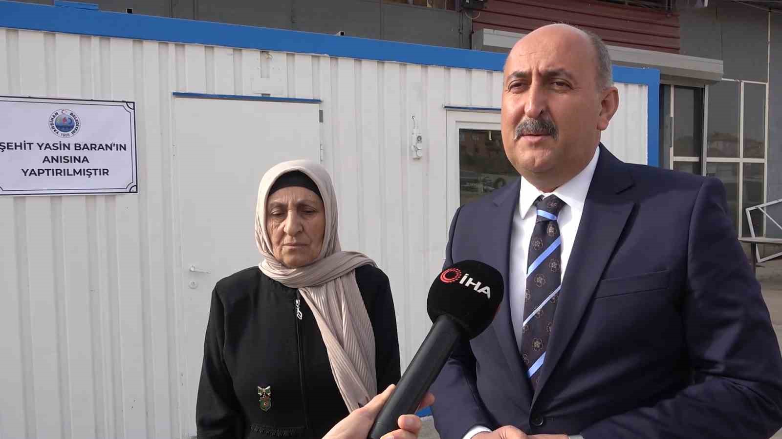 Şehit annesinden duygulandıran destek: Umre parasını depremzedeler için bağışladı