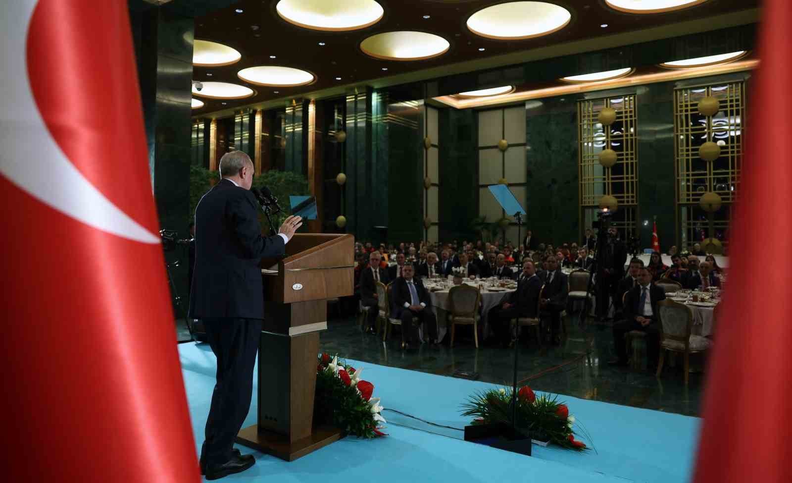 Cumhurbaşkanı Erdoğan: “Ramazan Bayramı’nda Gaziantep Nurdağı ve Kahramanmaraş Türkoğlu’nda ilk köy evlerinin teslimatını gerçekleştireceğiz"