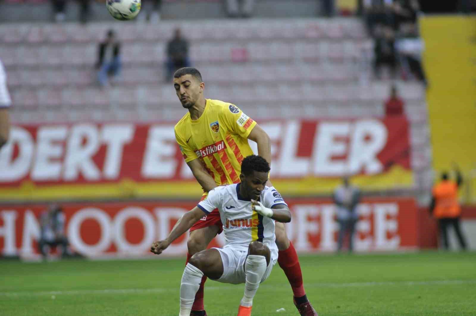 Spor Toto Süper Lig: Kayserispor: 0 - MKE Ankaragücü: 1 (Maç devam ediyor)