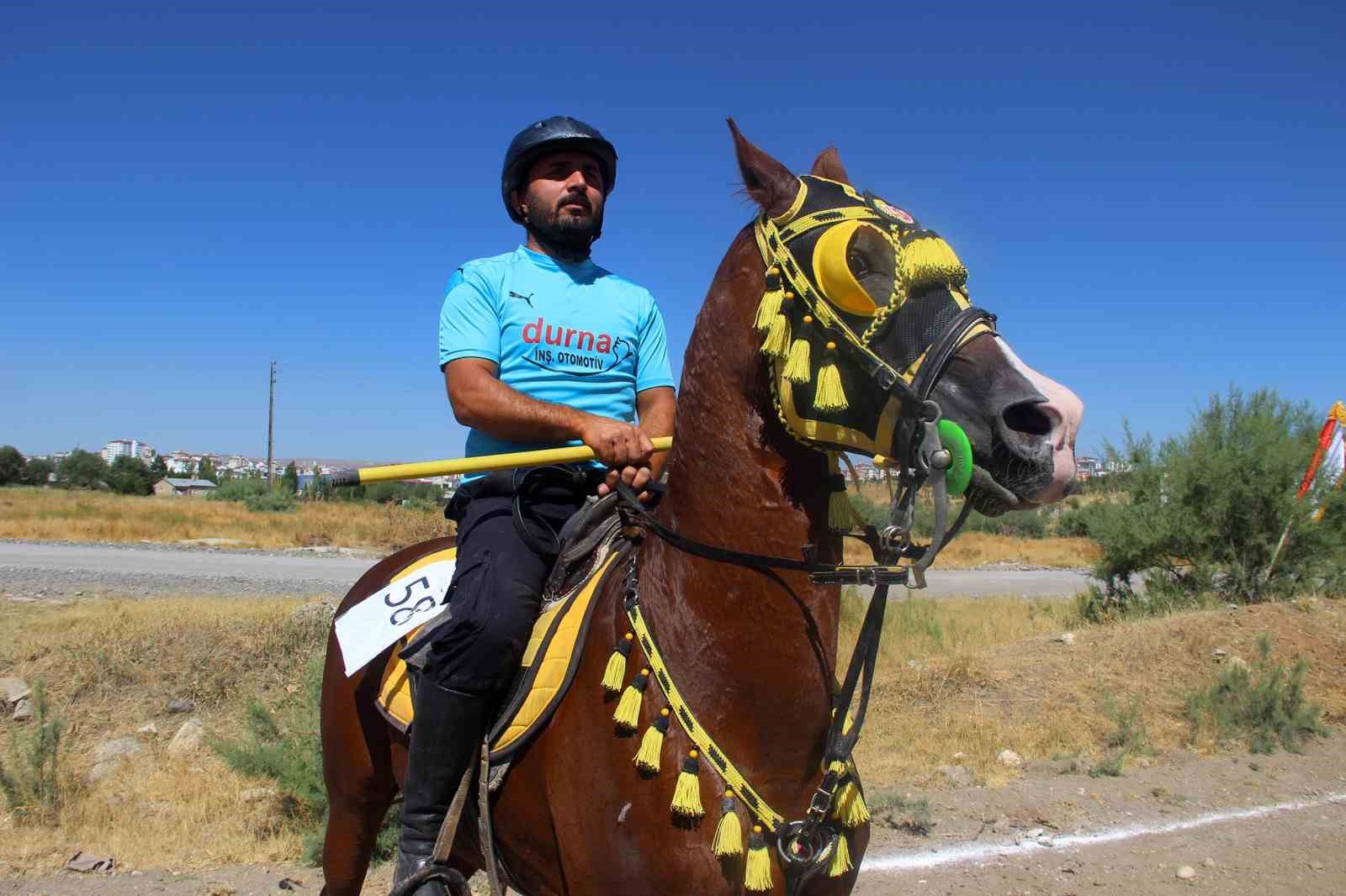 Sivas’ta ata sporu cirit heyecanı