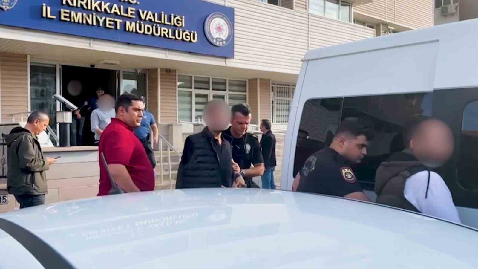 "Yolcu kapma" tartışmasında otogarı savaş alanına döndürmüşlerdi: 8 şüpheli tutuklandı