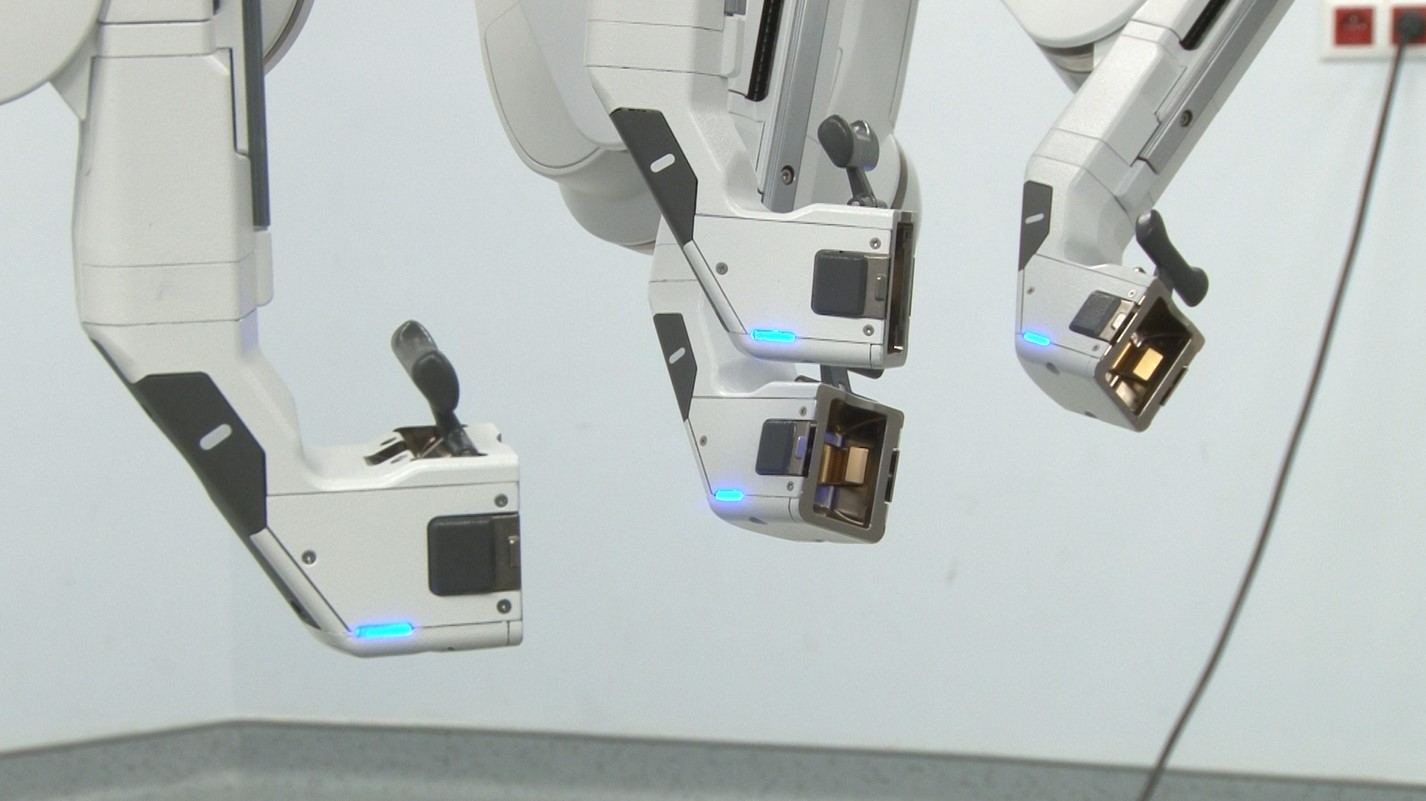 Robotik cerrahi sayesinde 50’ye yakın kadın rahim kanserini yendi