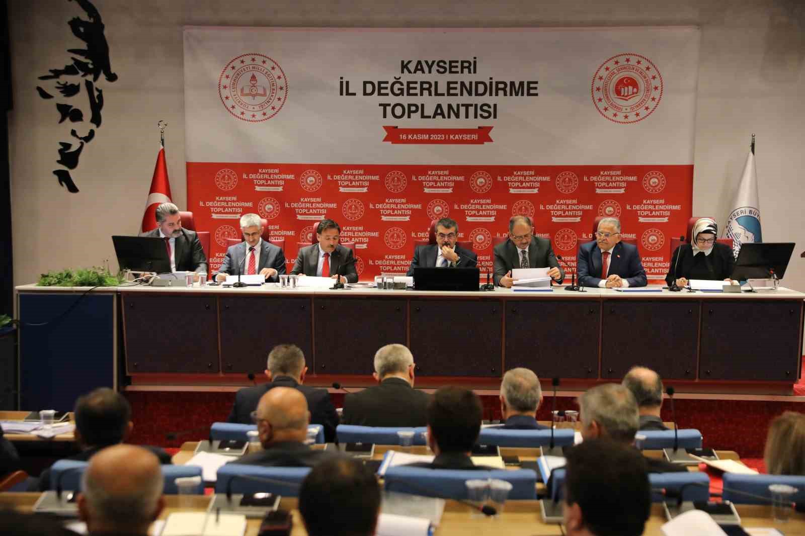 Bakanlar Özhaseki ve Tekin’in katılımı ile İl Değerlendirme Toplantısı yapıldı