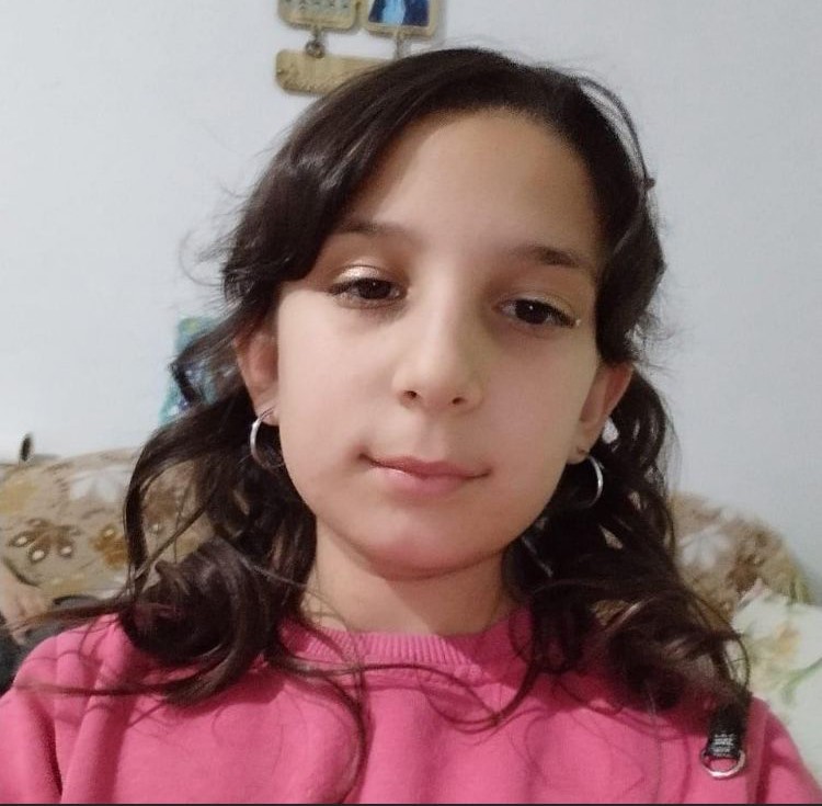 Komşu cinayetinde katledilen kız çocuğunun son cümleleri “Bizi kurtarın, ağabeyimle babamı öldürdü’ olmuş
