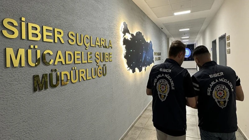 Siber suçlar 5 şüpheliyi yakaladı!