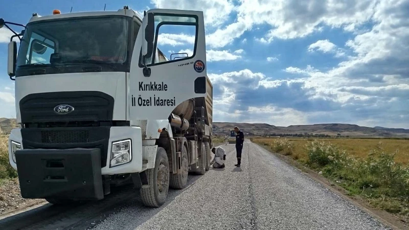 Köylere sathi kaplama yapılıyor