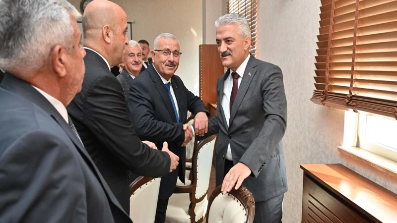 Vali Makas, Muhtarlar ile buluştu