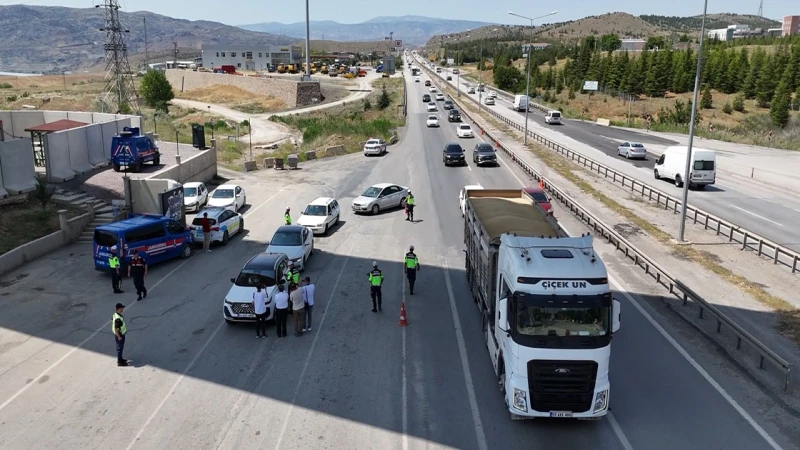 Kırıkkale’de trafiğe kayıtlı 83 bin araç var