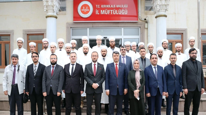 Dini İhtisas Merkezi mezunları göreve hazır