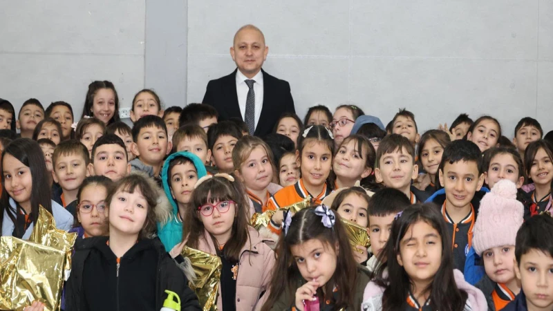 Ahmet Önal öğrencileri belediyede ağırladı