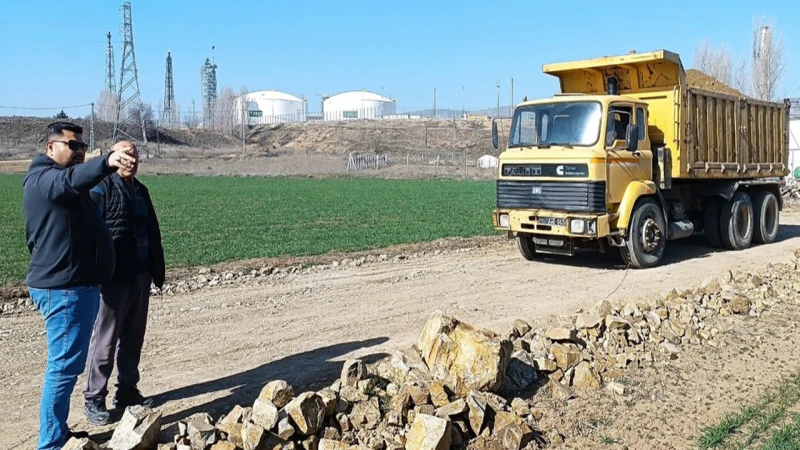 Hacılar’da yol onarım çalışmaları sürüyor