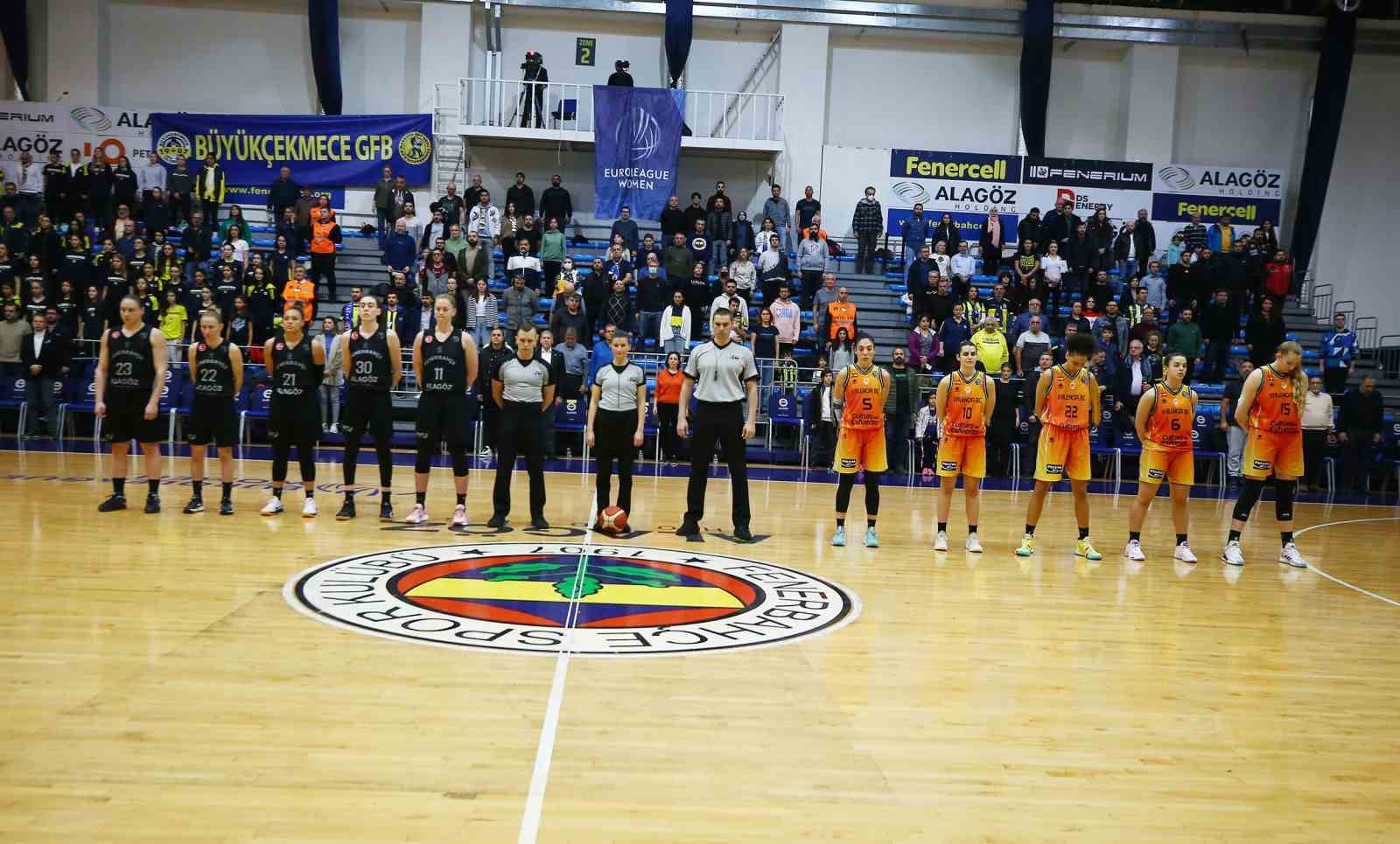 Kadınlar Euroleague: Fenerbahçe: 93 - Valencia Basket: 61