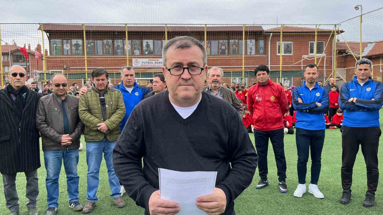 Eskişehir Futbol Altyapı Derneği’nden tesislerin boşaltılmasını isteyen belediyeye tepki