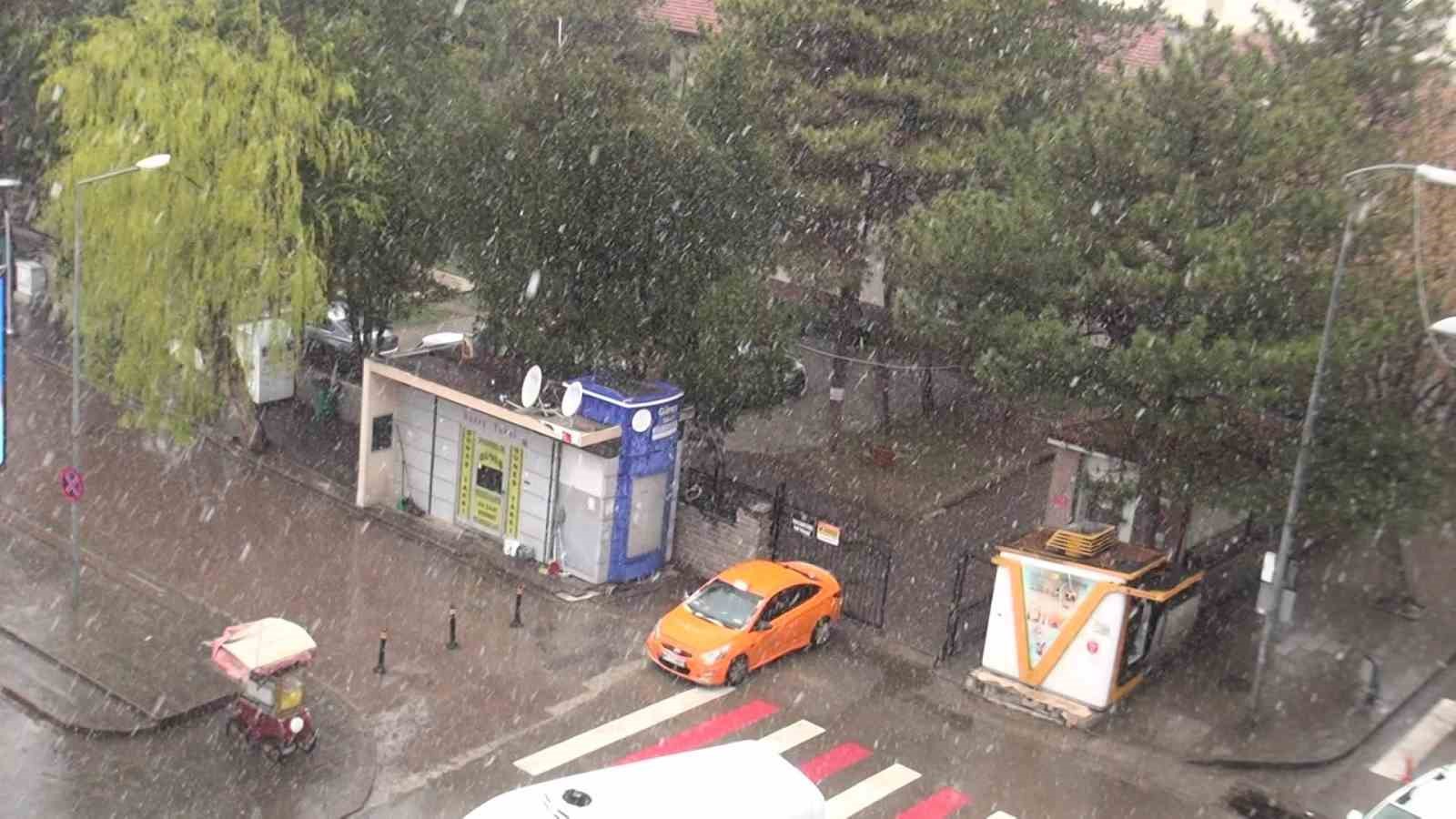Kırıkkale’ye Ramazan ayında Mart karı yağdı