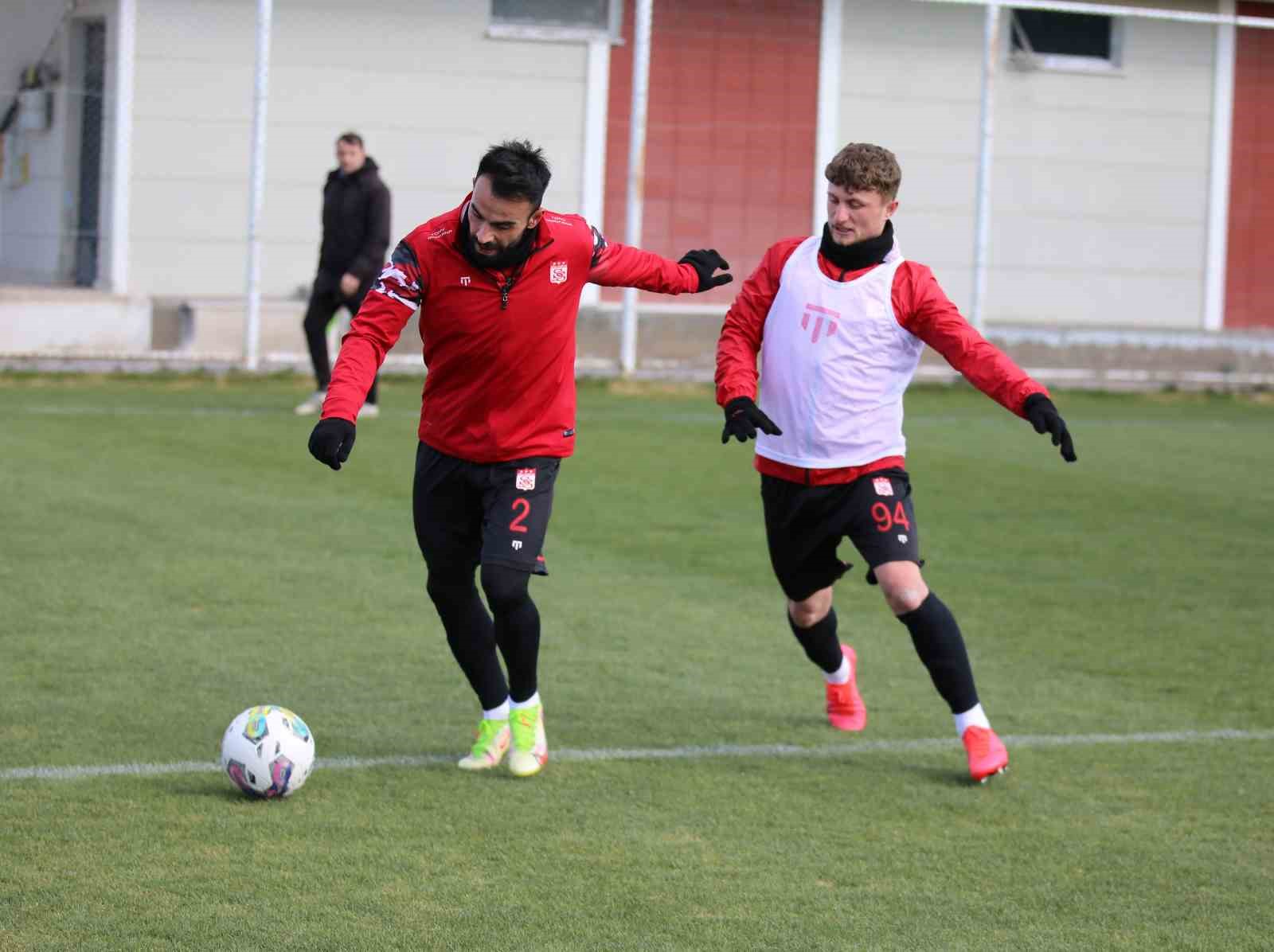 Sivasspor antrenman maçı yaptı