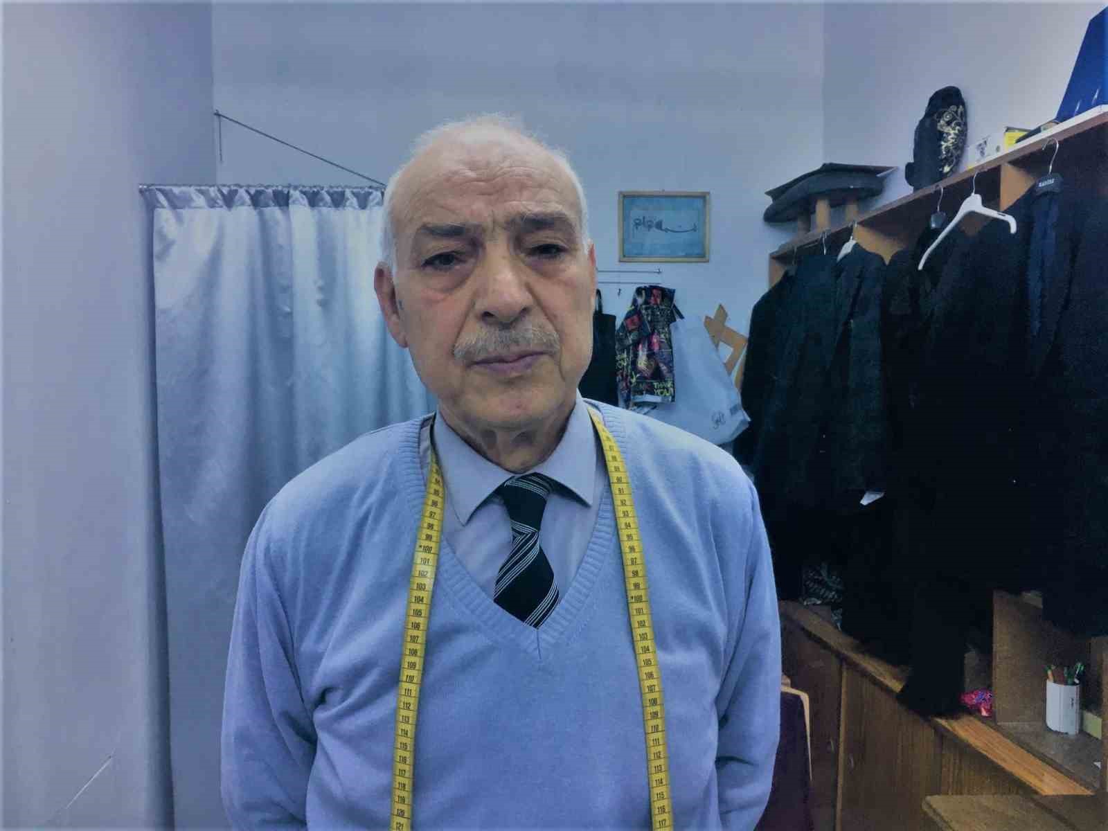 60 yıllık terzi: "60 senedir zevkle yapıyorum ama bu mesleğin kaybolmasına çok üzülüyorum"