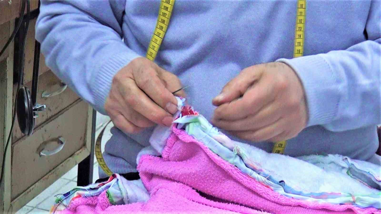 60 yıllık terzi: "60 senedir zevkle yapıyorum ama bu mesleğin kaybolmasına çok üzülüyorum"