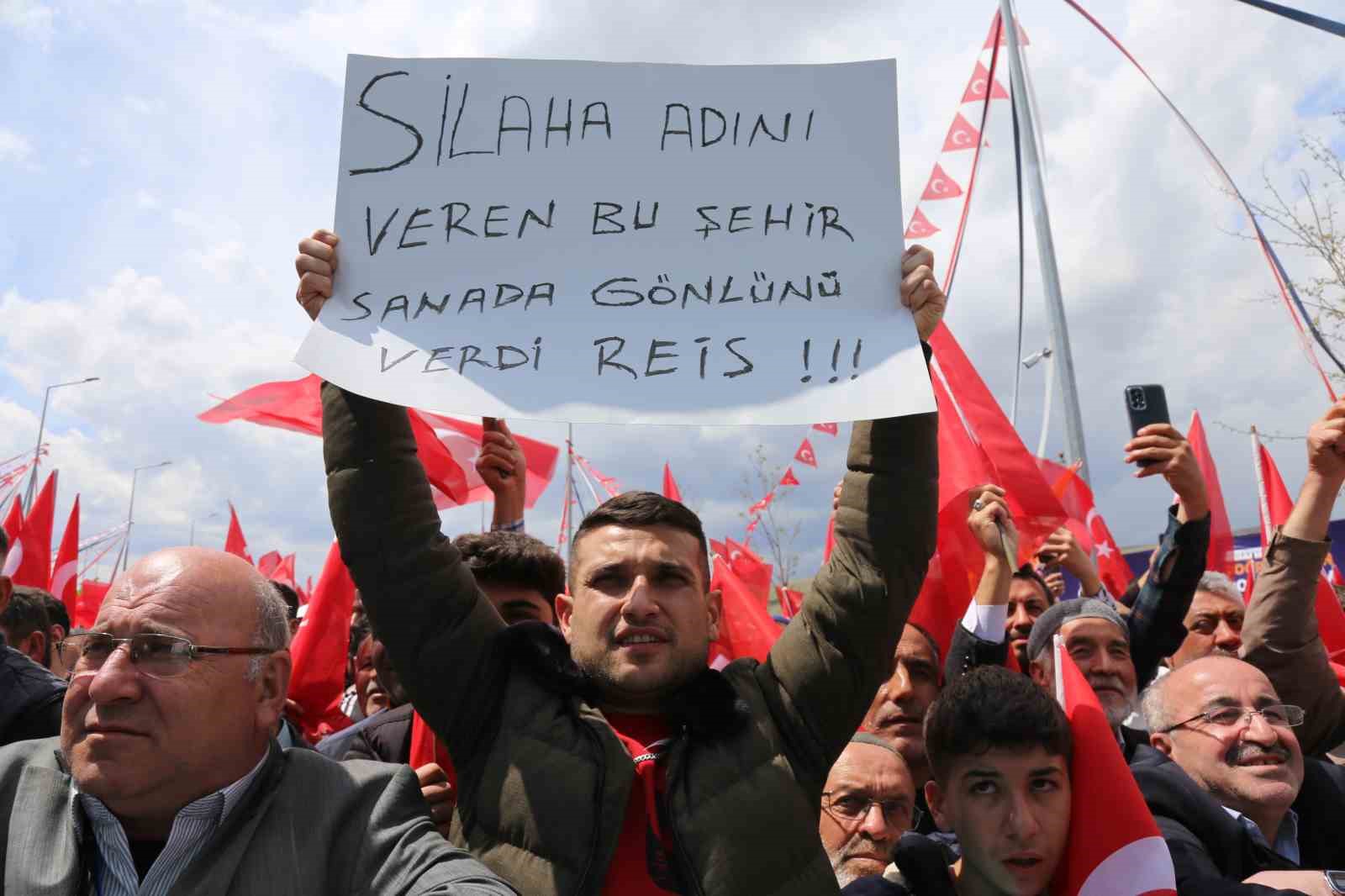Ankara-Sivas Yükse Hızlı Treni Kırıkkale’de coşkuyla karşılandı