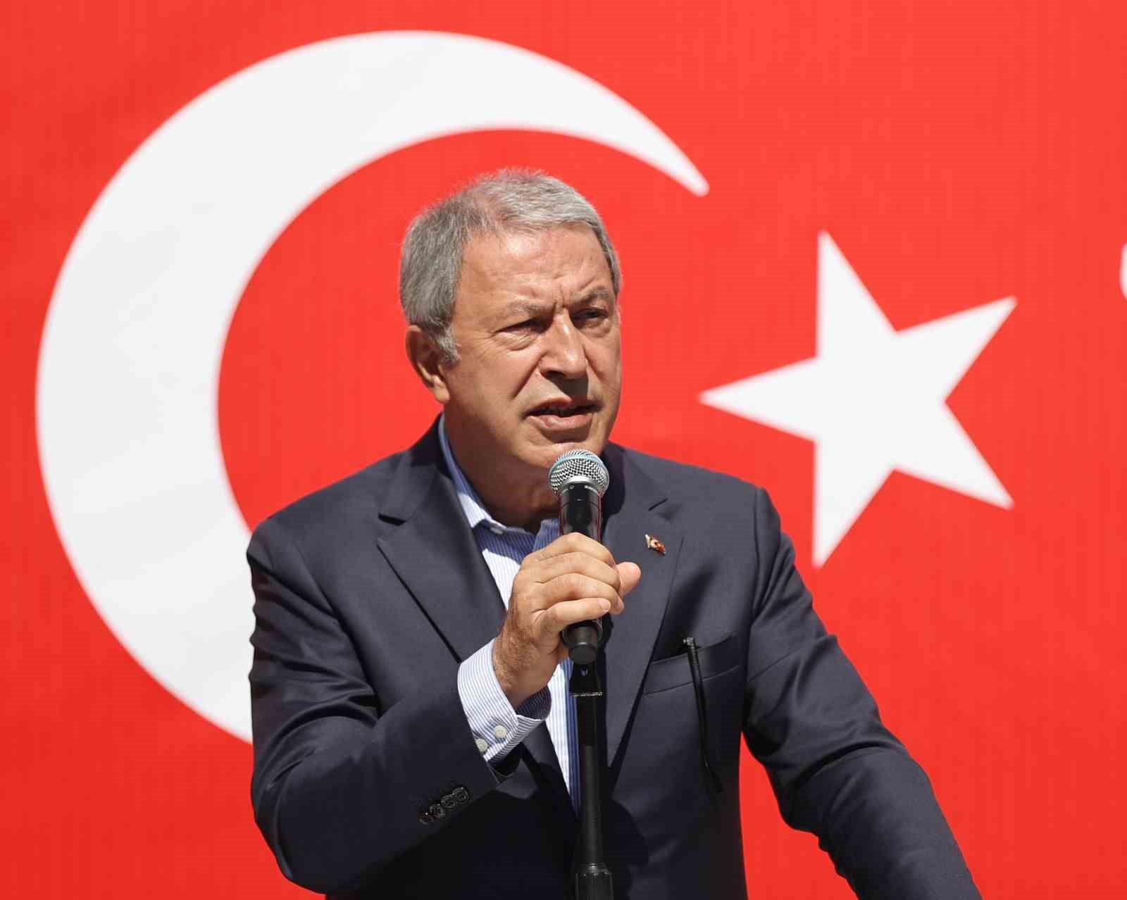 Bakan Akar’dan terörle mücadele vurgusu: "Güçlü ve büyük Türkiye için hep beraber çalışacak ve terör belasından kurtulacağız"