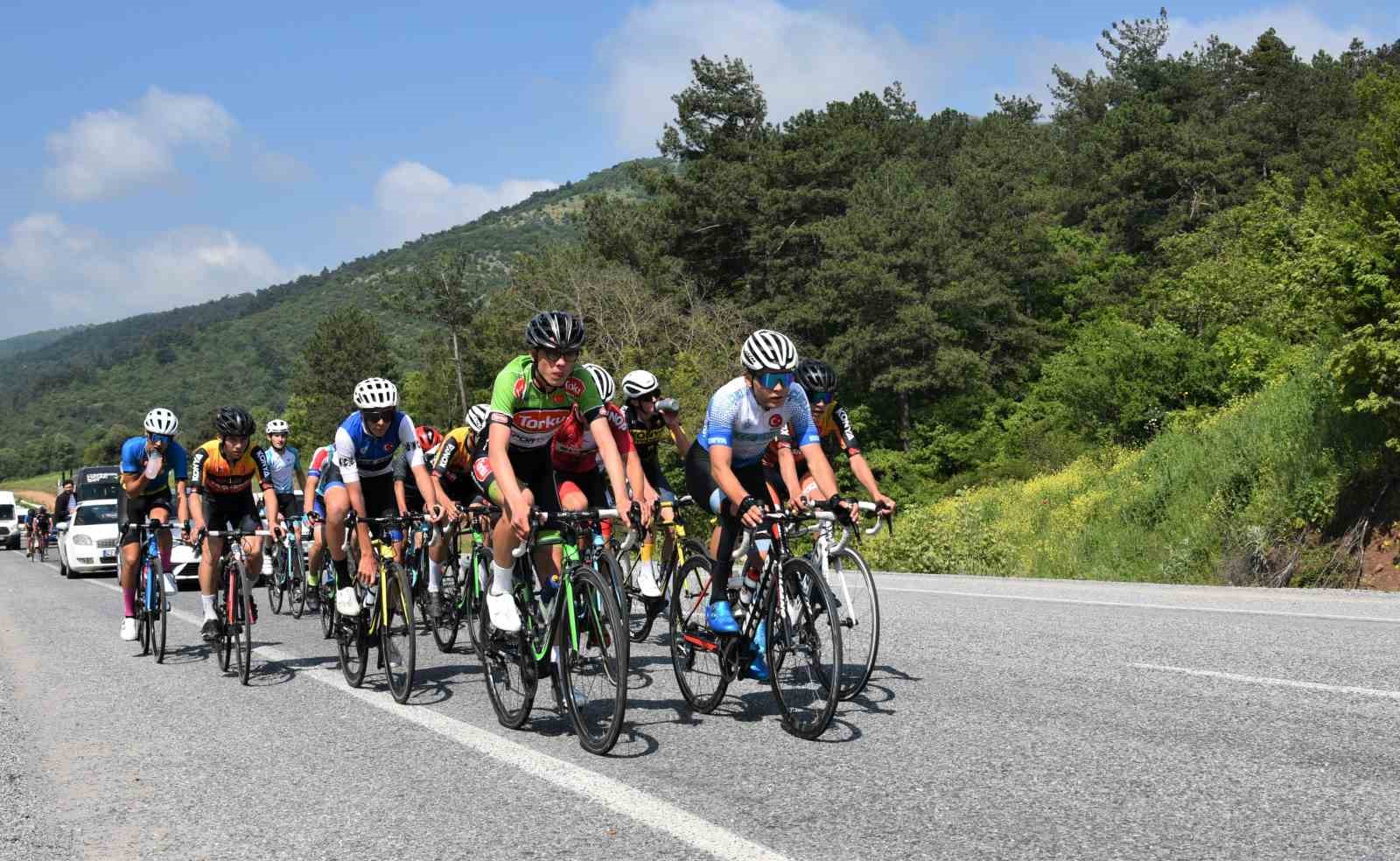 Torku Şeker Sporlu kız bisiklet takımı şampiyon oldu