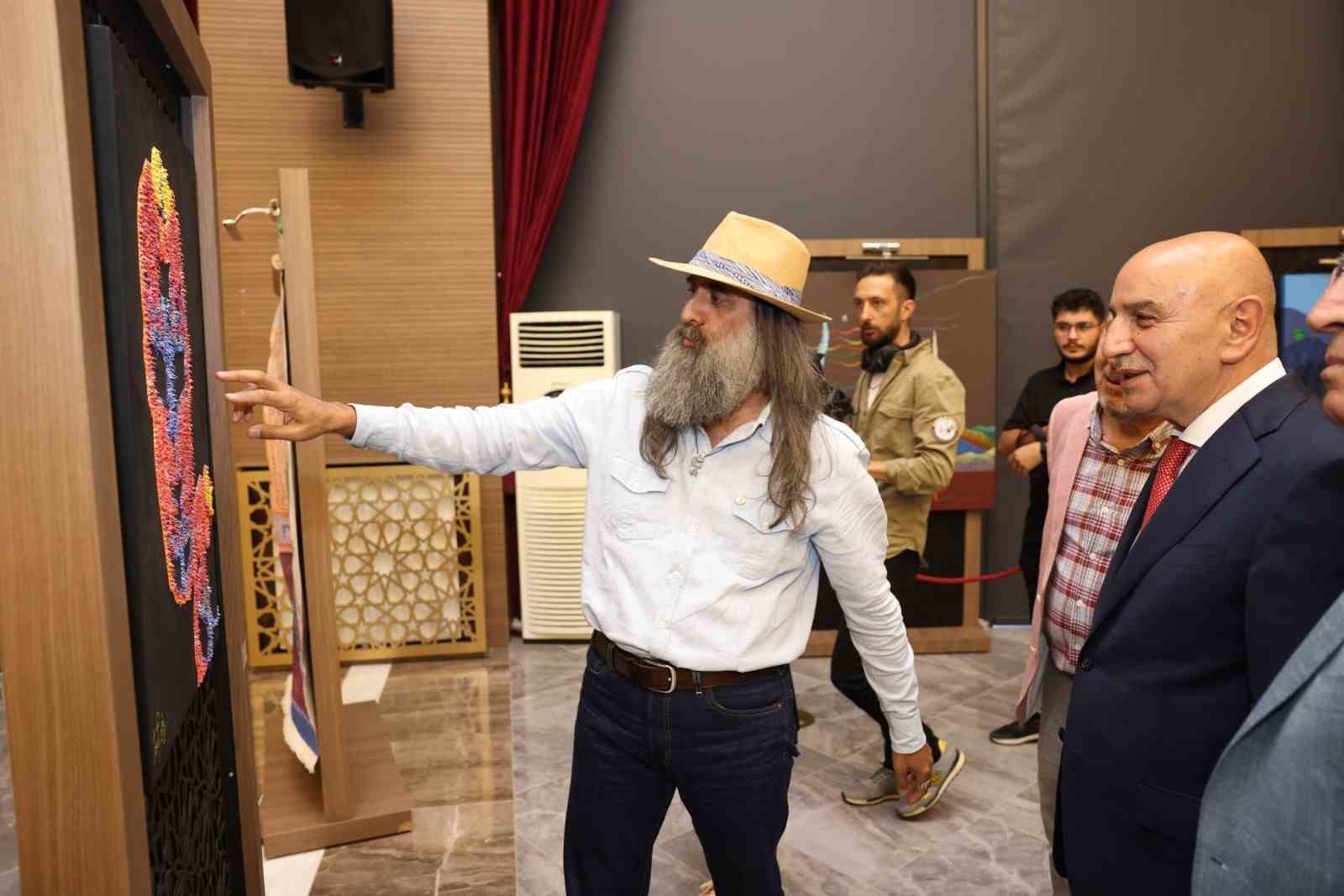 Sevgi Yolculuğu Karma Sergisi Keçiören’de açıldı
