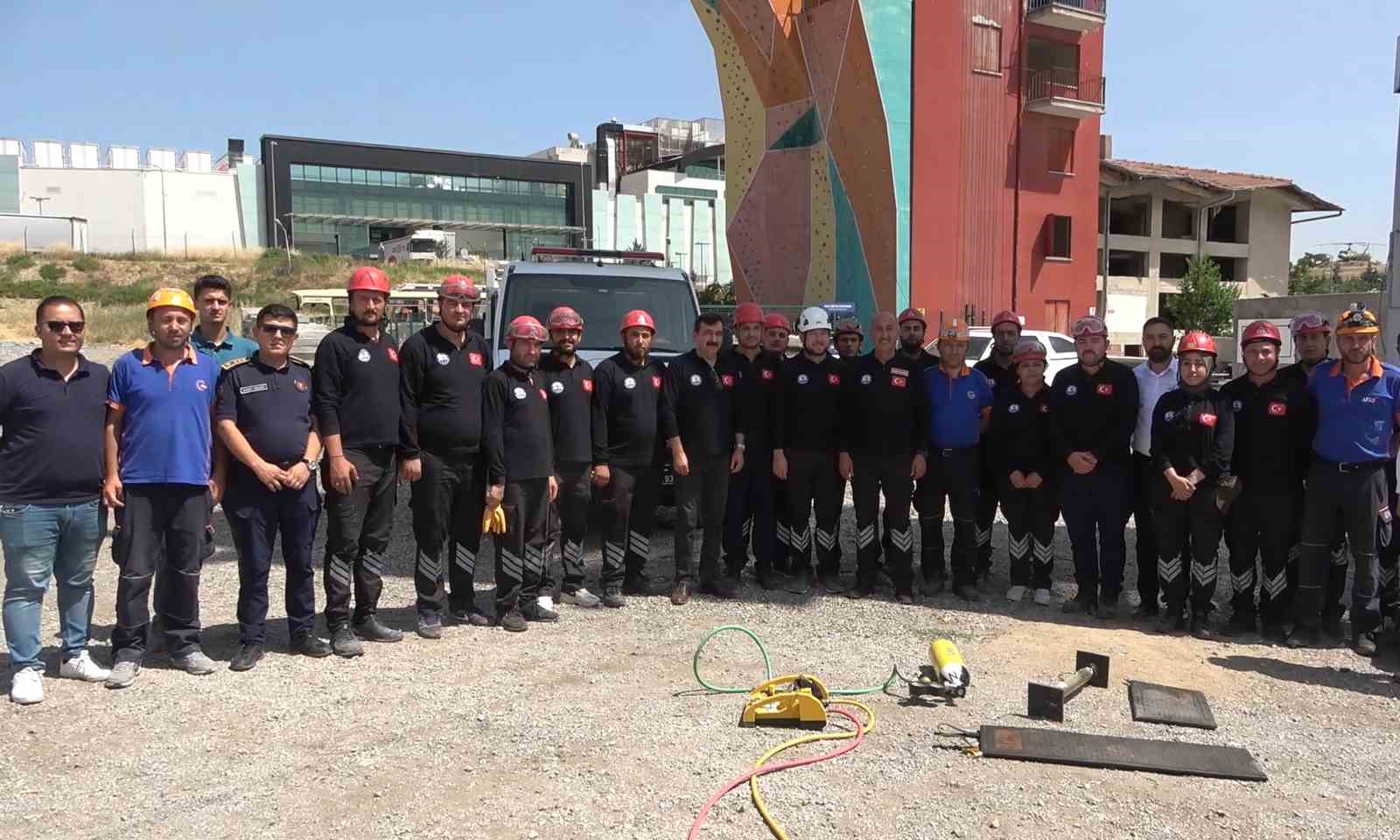 Türkiye'de Bir İlk: Yahşihan Arama Kurtarma (YAK)