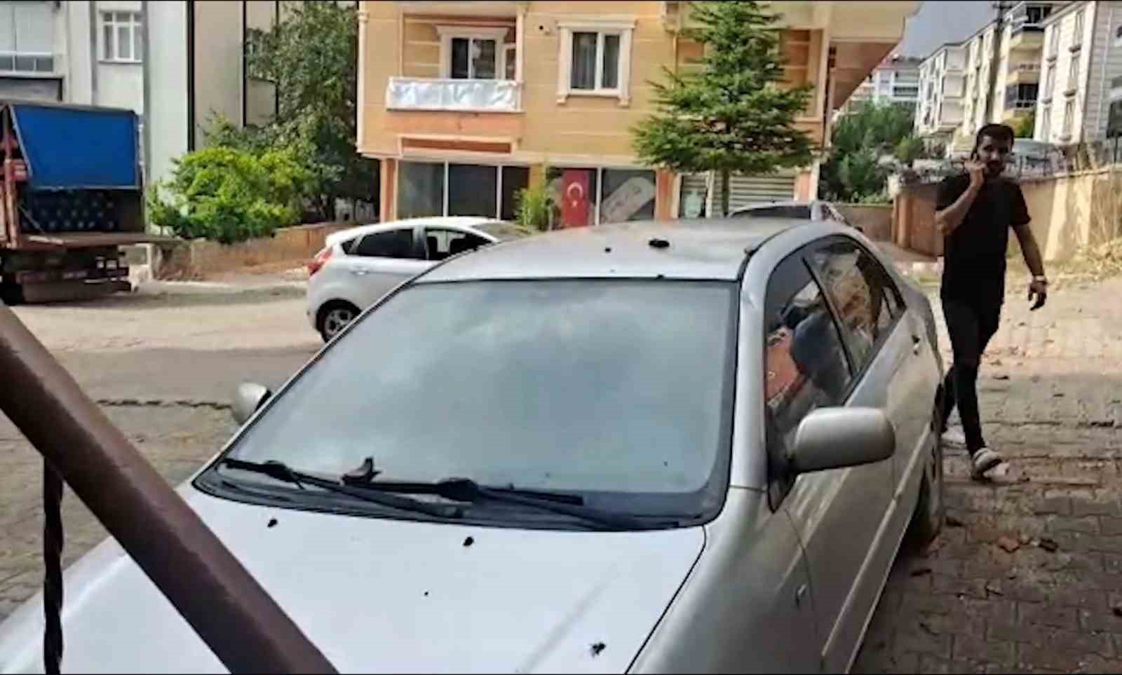 Kırıkkale’de kuvvetli rüzgar çatıları uçurdu