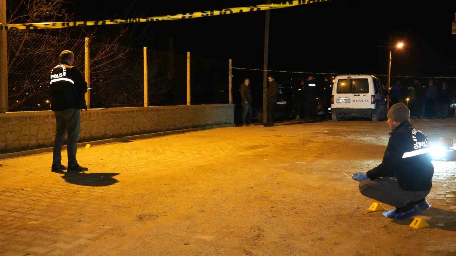 Kırıkkale'de hala-yeğen kavgası kanlı bitti: 1 yaralı