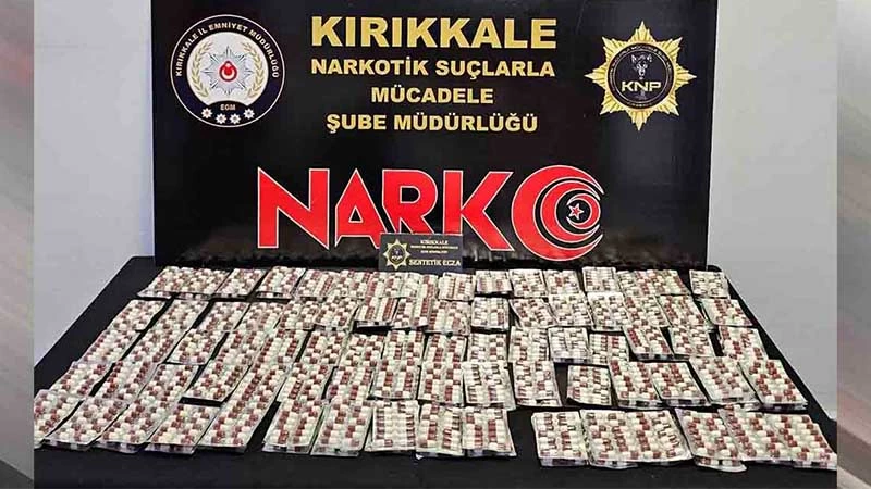 KIRIKKALE’DE 2 BİN 266 SENTETİK ECZA ELE GEÇİRİLDİ