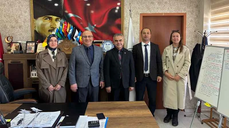 Sulakyurt’ta yaşlılara sıcak yemek ulaştırılıyor