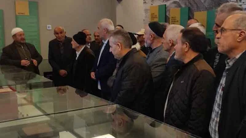 Hacı adaylarına takdirlik uygulamalı hac eğitimi