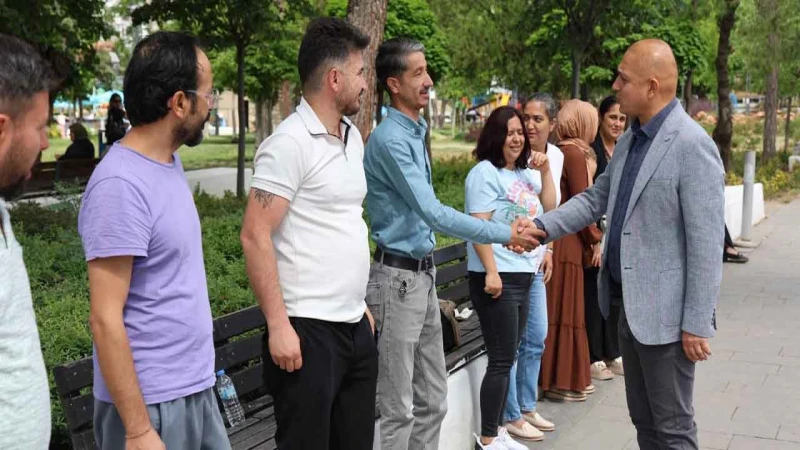 Önal'dan LGS'ye giren öğrencilere moral ziyareti