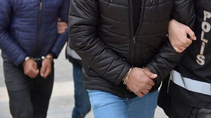 Bilişim dolandırıcılığından aranan şahıs yakalandı