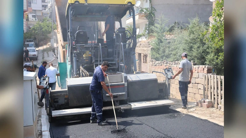 Gürler Mahallesi’nde asfalt atağı