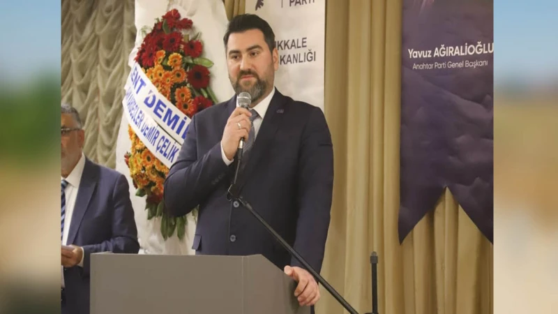Özaydın: “Tabelayı değil, diploma adaletini konuşmalıyız!”