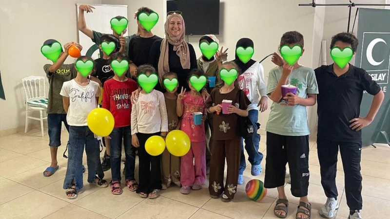Yeşilay, çocuklar ve ailelerini buluşturdu