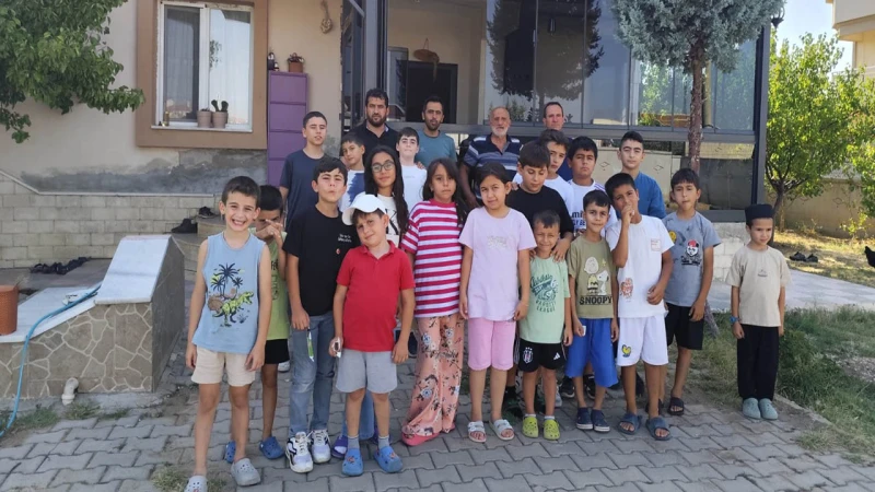 Miniklerden anlamlı ziyaret